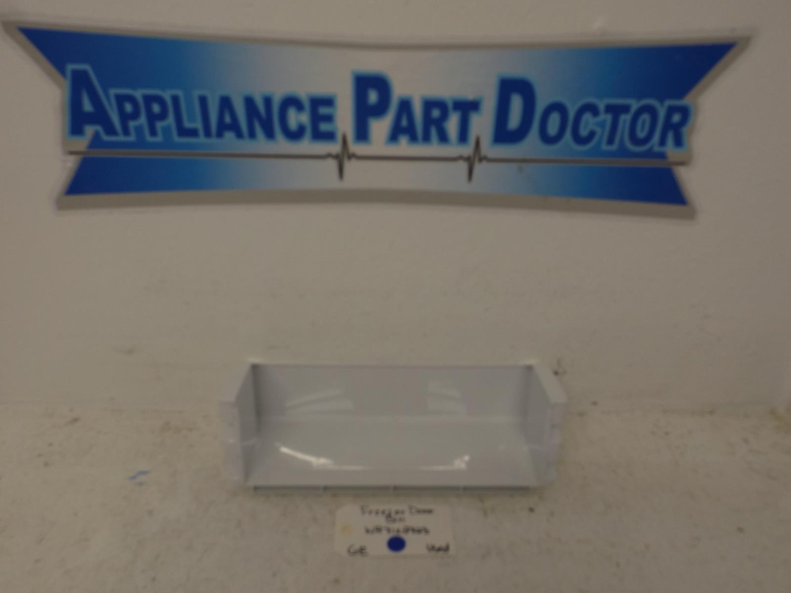 GE Refrigerator WR71X2723 Freezer Door Bin Used GE Refrigerator WR71X2723 Freezer Door Bin Used